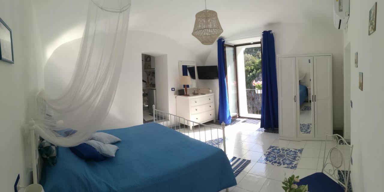 Torreammare Holiday home